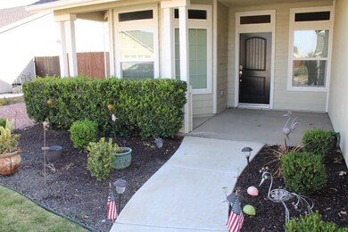 6673 E Lansing Way, Fresno, CA 93727 - photo 5