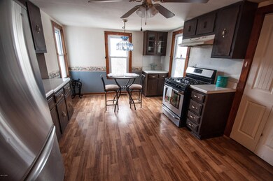 323 Garfield Ave, Hawley, PA 18428 - photo 7