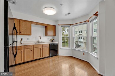 5606 Riverfront Dr unit 5606, Palmyra, NJ 08065 - photo 7