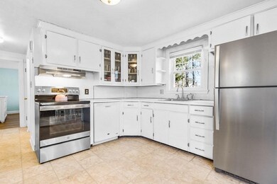 60 Grove St, Norwell, MA 02061 - photo 2