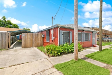 1010 Angela St, Arabi, LA 70032 - photo 2