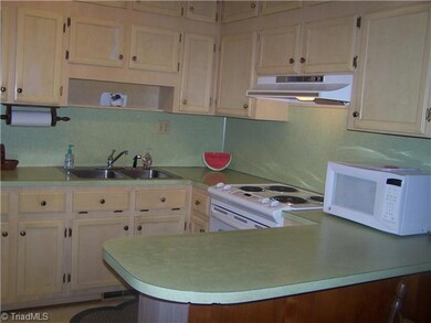 258 Anchor Dr, Asheboro, NC 27205 - photo 5