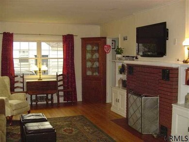 33 Knickerbocker Rd, Schenectady, NY 12302 - photo 6