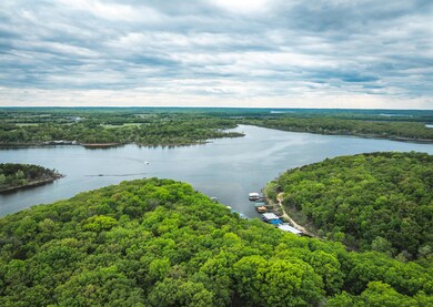 23459 Saphire Ln, Hermitage, MO 65668 - photo 2