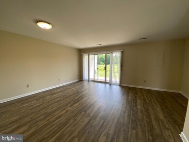 123 Lynnhaven Ct, Colonial Beach, VA 22443 - photo 4