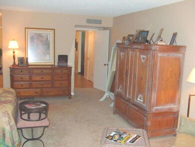 MASTERBEDROOM2