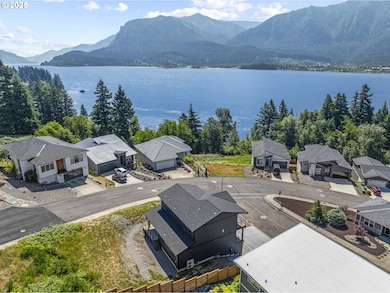 243 NE Hemmingway Dr, Stevenson, WA 98648 - photo 6