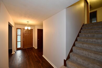 1241 Vinewood Dr, Columbus, OH 43229 - photo 2