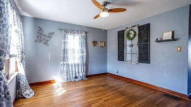 2720 Iowa Ave, Connersville, IN 47331 - photo 3