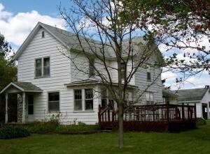 house & deck