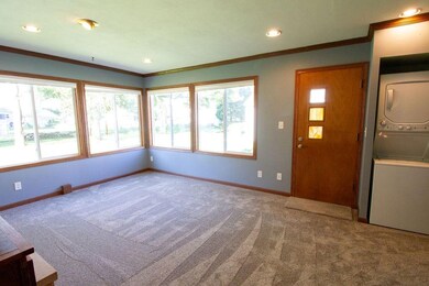 294 25th Ave SW, Cedar Rapids, IA 52404 - photo 5