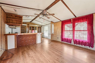 303 S 1st St, Rush Springs, OK 73082 - photo 6