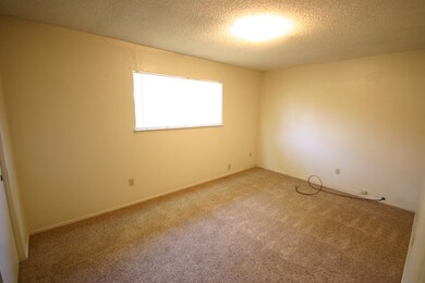 2565 Shasta View Dr, Redding, CA 96002 - photo 6