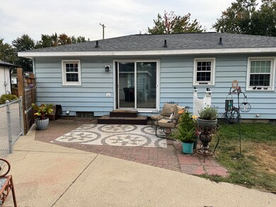 BACK SLIDERS AND PATIO