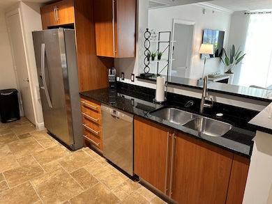 The Slade unit 515, West Palm Beach, FL 33401 - photo 2