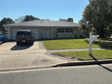 201 Loch Low Dr, Sanford, FL 32773 - photo 2