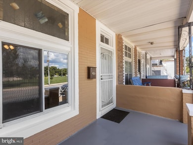 2005 Sinclair Ln, Baltimore, MD 21213 - photo 3