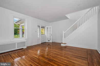 1323 N 5th St, Reading, PA 19601 - photo 6