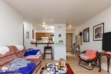 03-Living Room-DW-7265-Edit