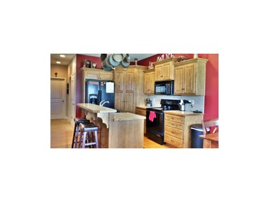 21626 Nichols St, Spring Hill, KS 66083 - photo 2