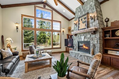 03-Living Room 1