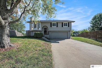 3105 Mirror Cir, Bellevue, NE 68123 - photo 2