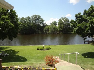 611 Parkway Dr, Natchitoches, LA 71457 - photo 2