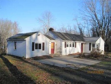 89 Hockanum Rd, Hadley, MA 01035 - photo 3