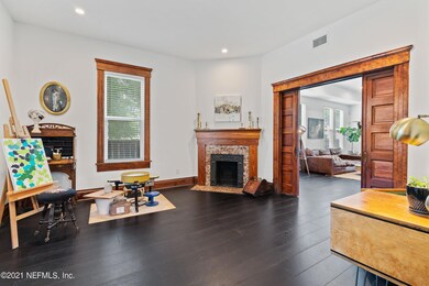 20-Formal Living Room