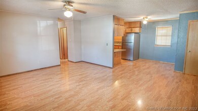 36140-2.JPG