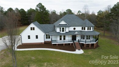 575 Cactus Ln, Clover, SC 29710 - photo 2