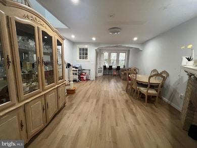 3139 Magee Ave, Philadelphia, PA 19149 - photo 3