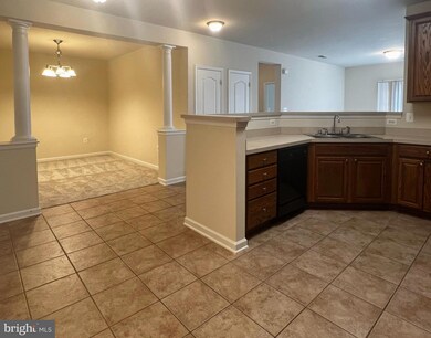 9711 Handerson Place unit 203, Manassas Park, VA 20111 - photo 5