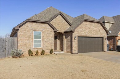 3017 Brookstone Ct, Moore, OK 73160 - photo 3
