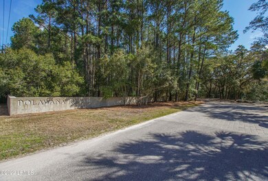 34 Old Smugglers Wharf Rd, St. Helena Island, SC 29920 - photo 5