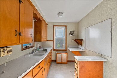 16 Beechcrest St, Warwick, RI 02888 - photo 7