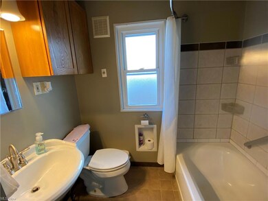 Main Floor Bathroom