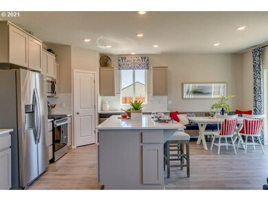 2957 W St, Springfield, OR 97477 - photo 6