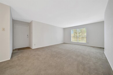 14515 Wunderlich Dr unit 1602, Houston, TX 77069 - photo 6