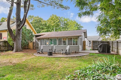 43 Ellis St, Douglas, MI 49406 - photo 4