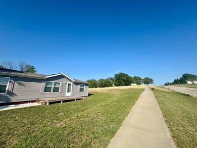 403 E 18th St, Concordia, KS 66901 - photo 3