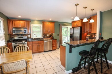 65 Cox St, Nashua, NH 03064 - photo 6