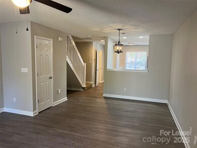 6075 Cougar Ln, Charlotte, NC 28269 - photo 7