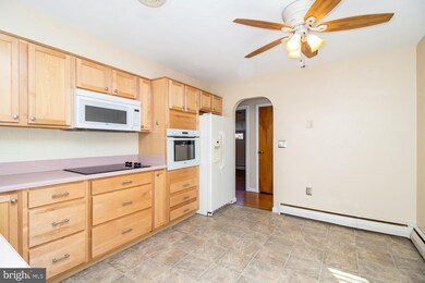 971 S Franklin St, Palmyra, PA 17078 - photo 5