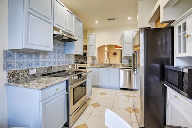 13174 NW 9th Ct, Pembroke Pines, FL 33028 - photo 3