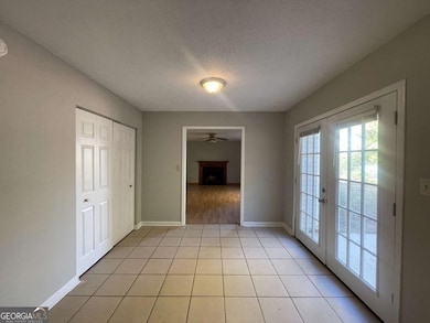 6387 Seths Way, Lithonia, GA 30058 - photo 2