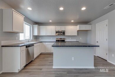 1490 W Queens River St, Kuna, ID 83642 - photo 6