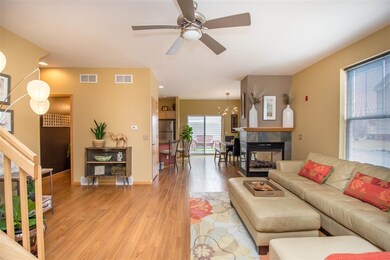 31 S Gardens Way, Fitchburg, WI 53711 - photo 2