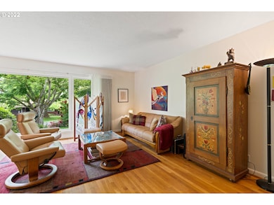 980 Lund St, Lake Oswego, OR 97034 - photo 4