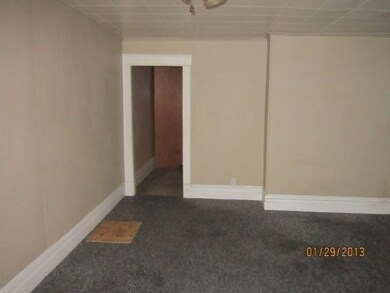322 S 3rd St, Niles, MI 49120 - photo 2